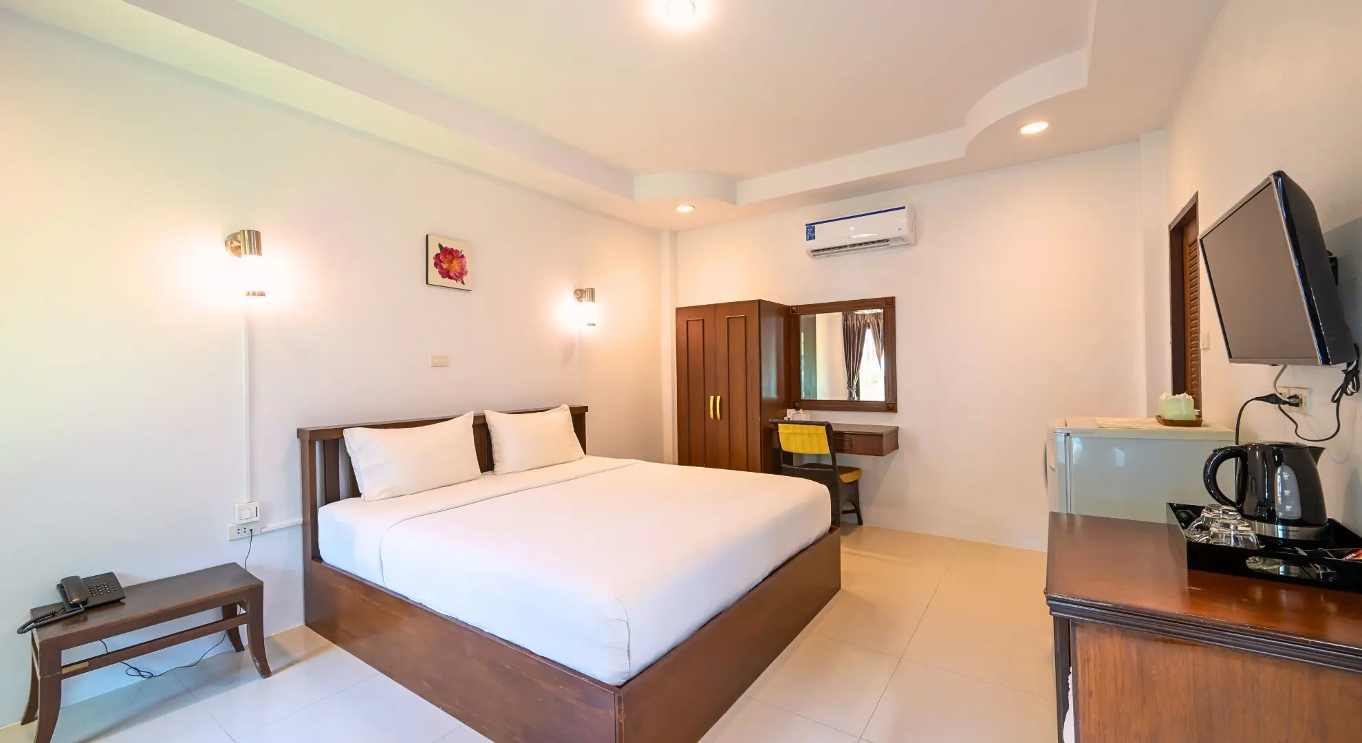 เดอะกรีนบีชรีสอร์ท TheGreenBeachResort ดีลักซ์พูลวิว DeluxePoolView SamRoiYotBeach Pranburi PrachuapKhiriKhan