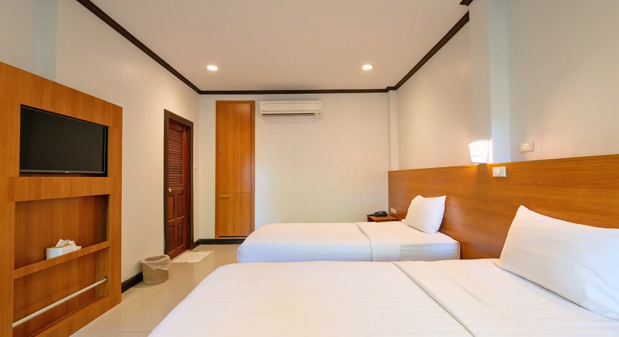 เดอะกรีนบีชรีสอร์ท TheGreenBeachResort ห้องดีลักซ์วิลล่าแบบ2ห้องนอน DeluxeVilla2Bedrooms SamRoiYotBeach Pranburi PrachuapKhiriKhan
